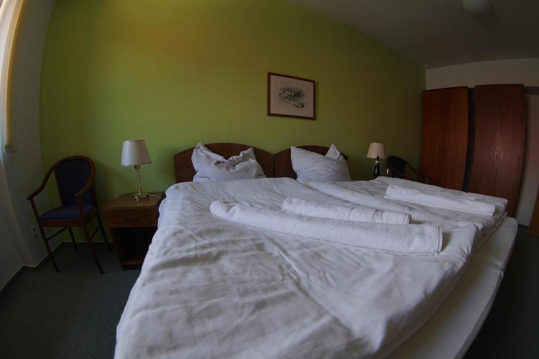 Hotel U Andela Michaela Javorna Luaran gambar