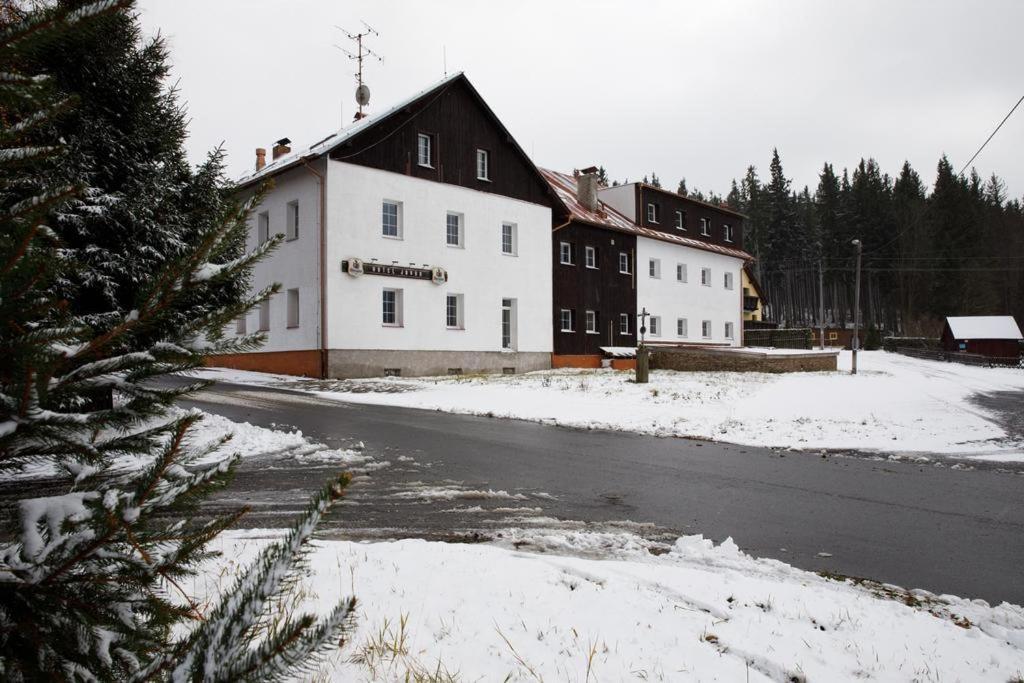 Hotel U Andela Michaela Javorna Luaran gambar