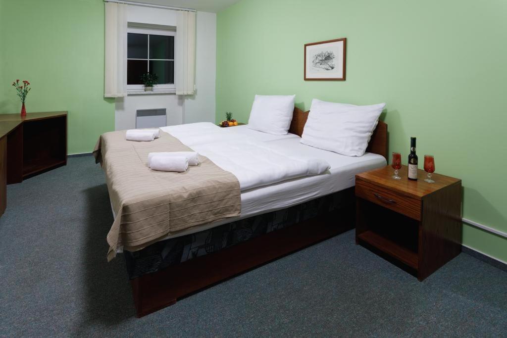 Hotel U Andela Michaela Javorna Luaran gambar