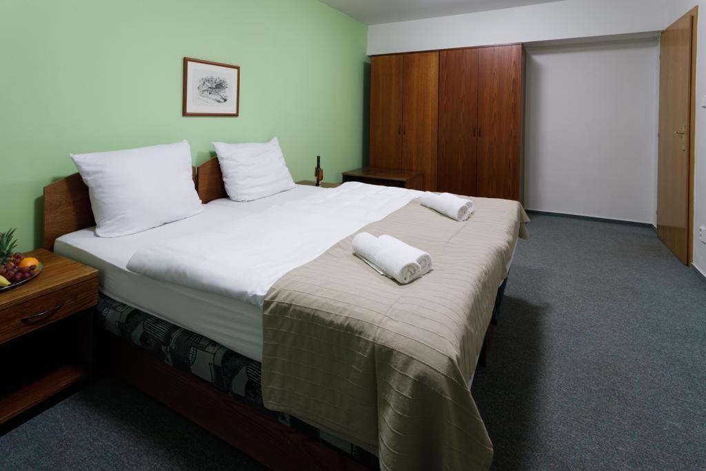 Hotel U Andela Michaela Javorna Luaran gambar