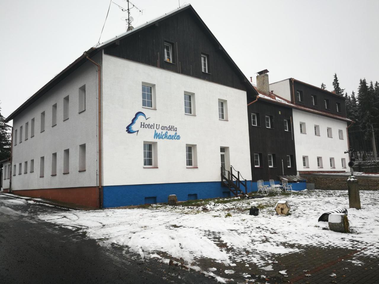 Hotel U Andela Michaela Javorna Luaran gambar