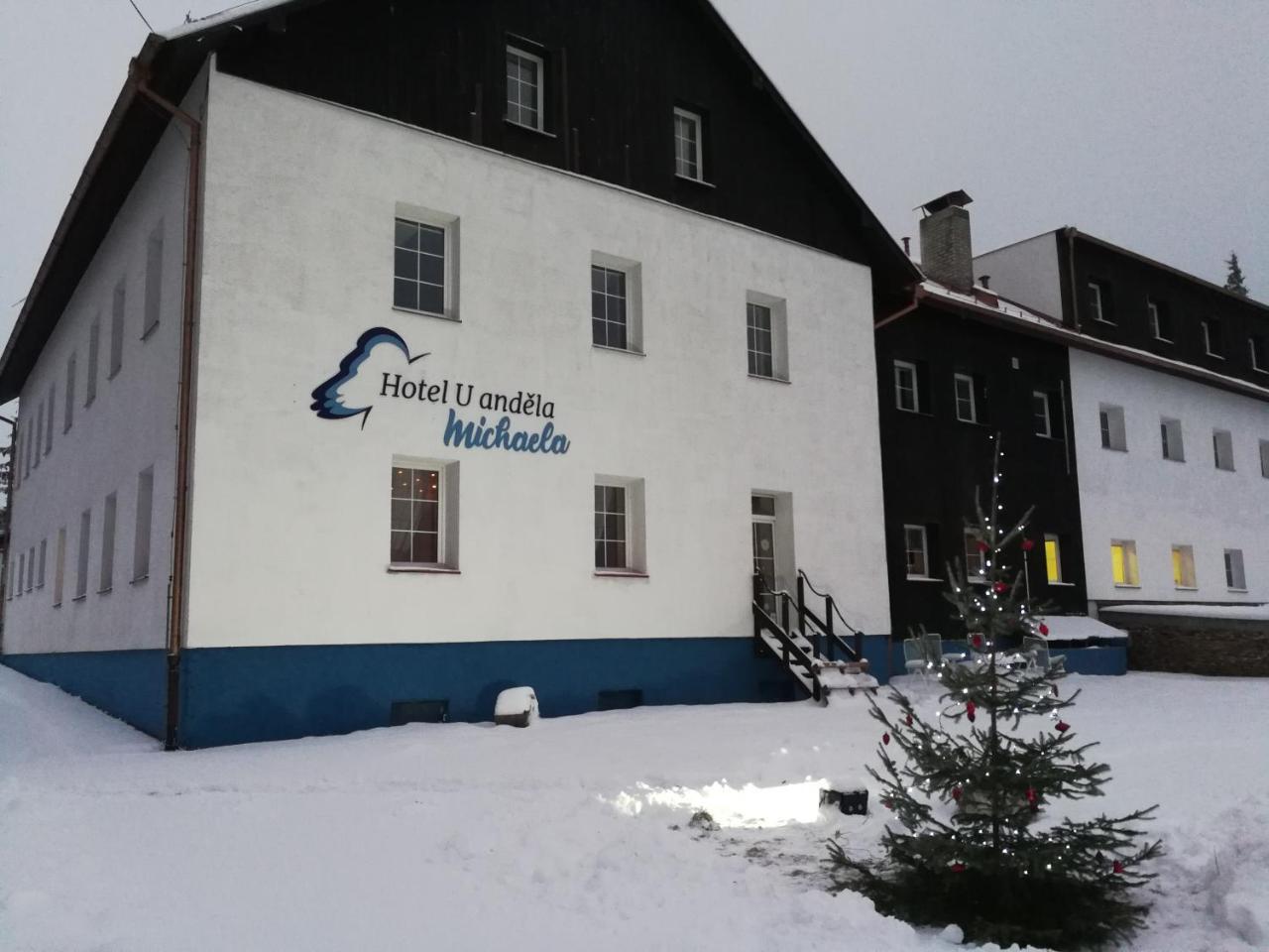 Hotel U Andela Michaela Javorna Luaran gambar
